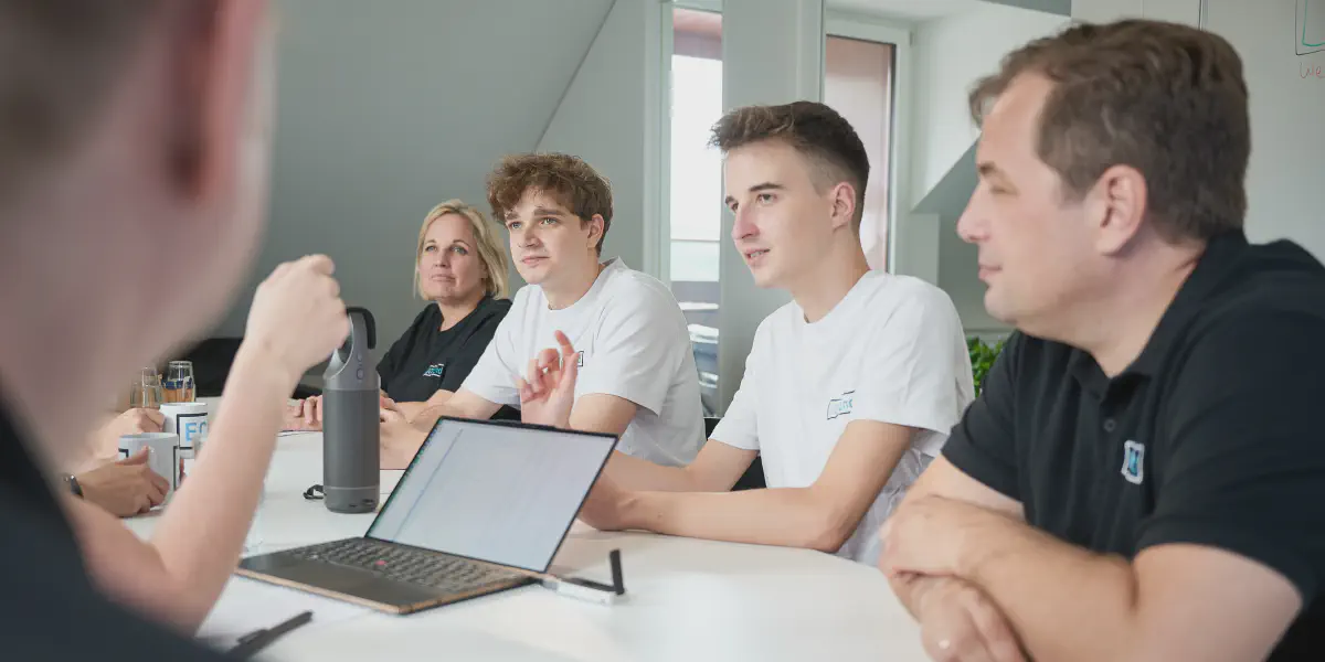 Das ECMind Team